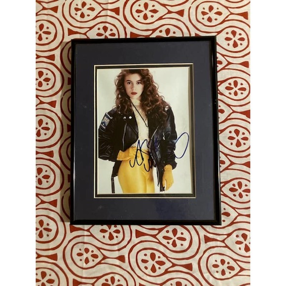 RARE - Vintage 11 x 14 Signed Alyssa Milano Photograph - Picture 3 of 9